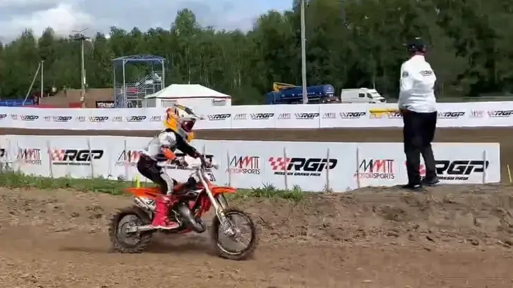 В Омске стартовал четвертый этап чемпионата и первенства России по мотоспорту