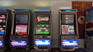 Подпольное казино накрыли в Новосибирске: пятеро задержаны Подпольное казино накрыли в Новосибирске: пятеро задержаны