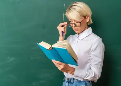 «Закроет кадровый дефицит»: в Красноярском педуниверситете прокомментировали идею обязательной отработки для выпускников