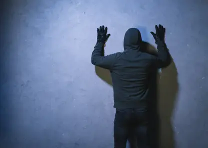 Хулиганы похитили и избили школьника ради 6 тысяч рублей в Амурской области