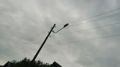 Тысячи домов в Иркутской области остались без света из-за бури