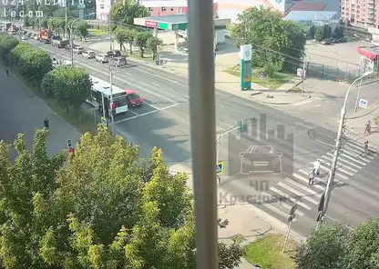 Красноярский водитель умер прямо за рулем после того, как ему внезапно стало плохо (видео)