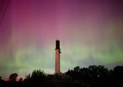 Северное сияние наблюдали этой ночью сразу в нескольких регионах Сибири (фото)