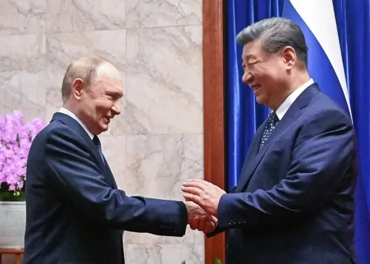 Жители РФ с 15 сентября могут посещать Китай с обычным загранпаспортом без оформления визы