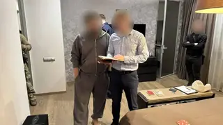 Чиновник и два руководителя строительной фирмы попали под уголовные дела о взятке в Красноярске