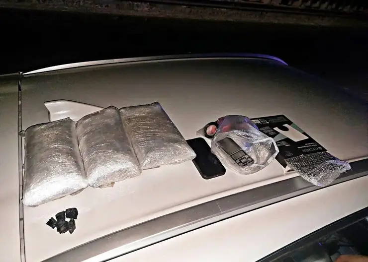 Ачинские полицейские задержали межрегионального наркодилера с крупной партией синтетики