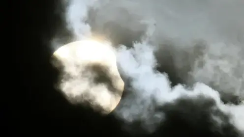 17 февраля красноярцы увидят редкое «огненное кольцо»: учёный рассказал о кольцеобразном затмении