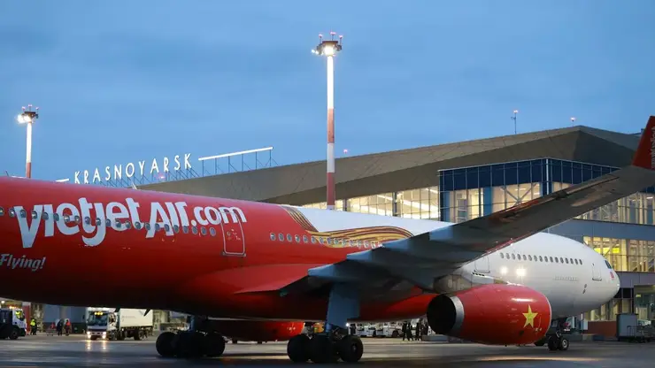 Красноярский аэропорт впервые встретил рейс крупнейшего лоукостера Вьетнама