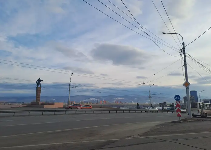 Прохладная погода без осадков ждет красноярцев 11 апреля