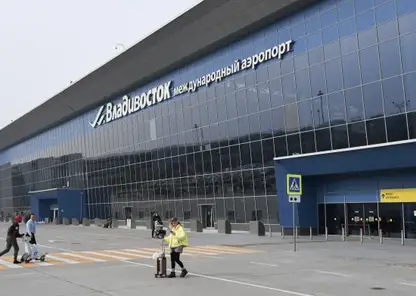 Самолет рейса Новосибирск - Владивосток ушел на запасной аэродром в Хабаровске