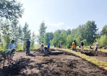 Омские археологи исследуют древние курганы с воинскими погребениями