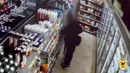 Моторное масло, сыр и детское питание вынес читинец из АЗС и супермаркетов