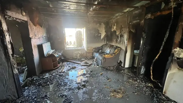 В Красноярском крае восьмилетний ребенок погиб во время пожара в частном доме