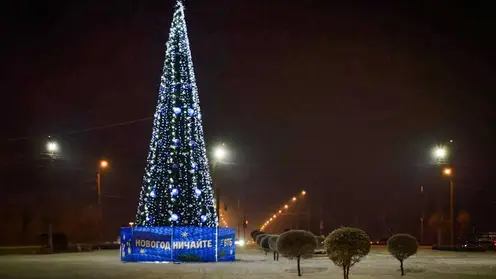 ВТБ подарил Красноярску яркую новогоднюю елку