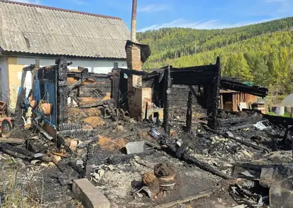 Девятилетний мальчик и его семья погибли в ночном пожаре в Иркутской области