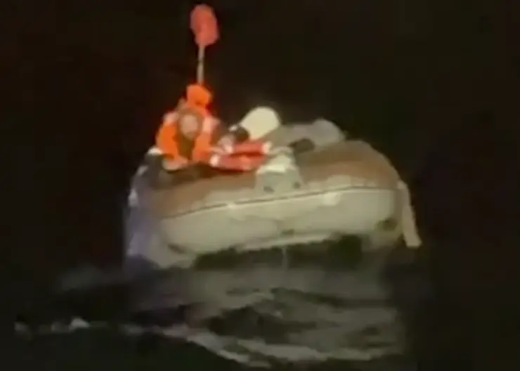 Больше тысячи человек выступили в защиту выжившего в Охотском море сибиряка