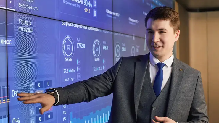 Больше 4 тысяч студентов прошли практику и стажировку в «Газпром нефти» в 2025 году