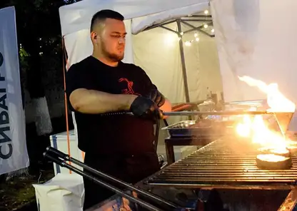 Мясо, огонь и немного магии: «Сибагро» на фестивале «Большемуртинский пикник»