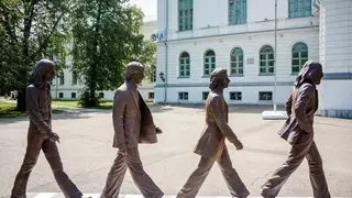 «Гастролирующую» скульптуру The Beatles установят в Томске у ТГАСУ