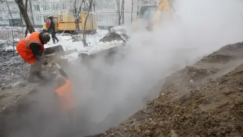 Почти 200 домов остались без тепла в Хабаровске из-за коммунальной аварии