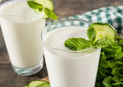 Красноярцам объяснили, чем полезен айран