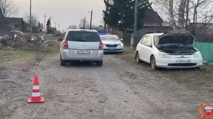 Двухлетний мальчик попал под колеса иномарки в Боготоле