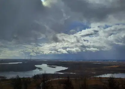 Снежную и ветреную погоду прогнозируют в Красноярске 14 апреля