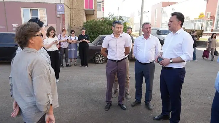 Глава Красноярска оценил объекты строительства и благоустройства в Советском районе