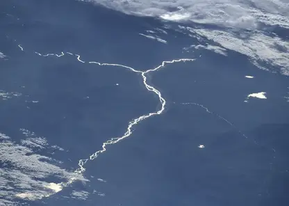 Красноярский космонавт показал родные пейзажи из космоса