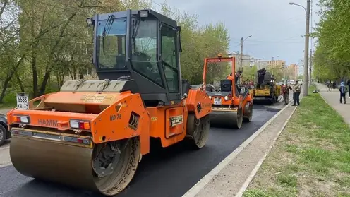 В Красноярске в текущем году отремонтируют 64 дороги