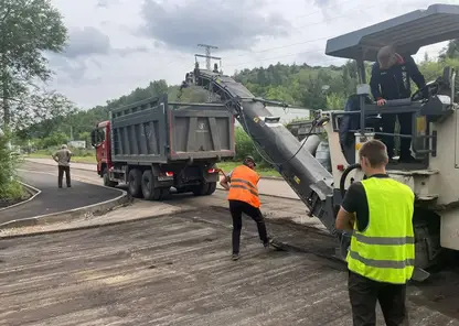 В Красноярске ремонтируют 38 дорог. Рассказываем, где и что делают