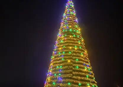 В Красноярске перестал работать ледовый городок на Татышеве