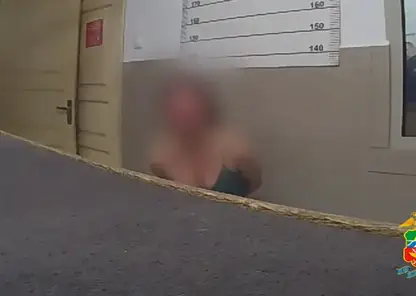 Сибирячку с неадекватным поведением сняли с поезда Владивосток-Москва