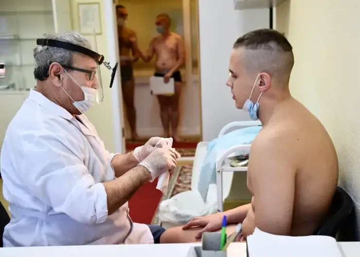 Порядка 2,5 тыс. парней из Иркутской области призовут на срочную военную службу этой осенью