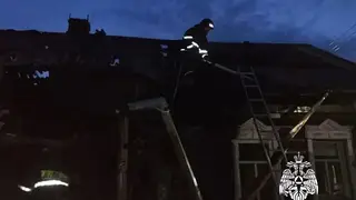 В Иркутской области во время ночного пожара погибли женщина и её 12-летний сын