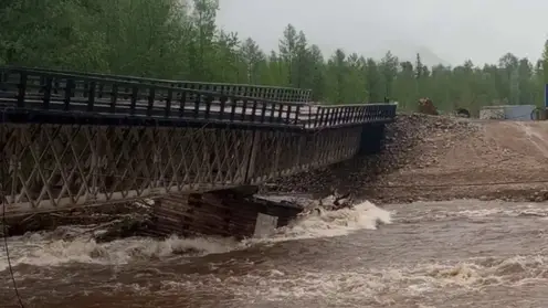 Паводок обрушил мост в Бурятии