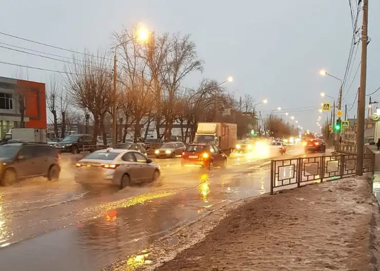 В Красноярске на правом берегу произошел порыв теплосети