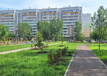 Благоустройство двух скверов в Красноярске подходит к концу