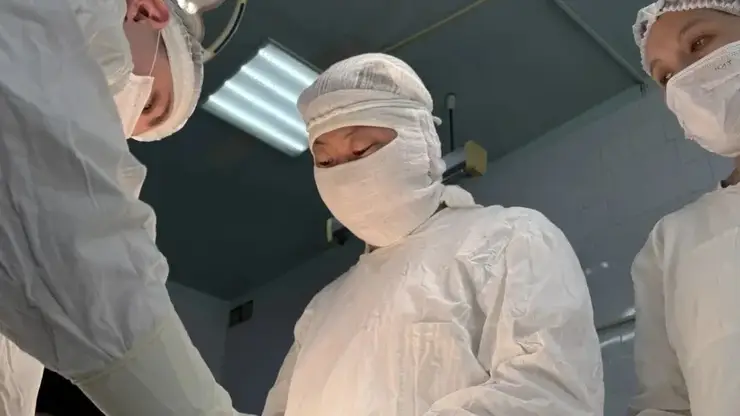 Забайкальские врачи спасли жизнь пациенту со сквозным отверстием в желудке во время вахты здоровья