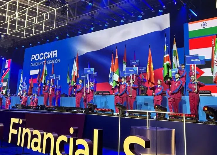 «Вчера было лето, а сегодня уже зима»: что иностранные участники олимпиады по финансовой безопасности думают о Красноярске?