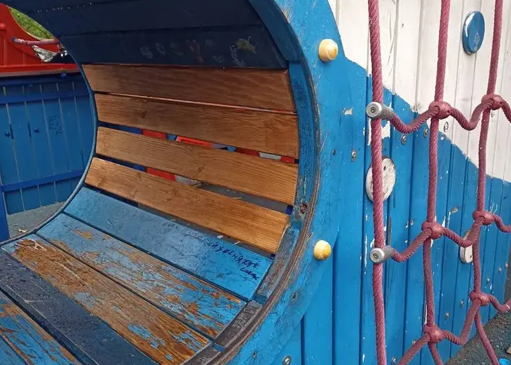 В Красноярске привели в порядок игровую площадку в сквере Юнга