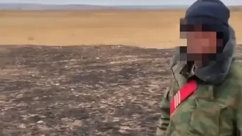 Пастух под Читой спалил полгектара сухой травы, выбросив непотушенный окурок