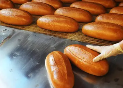 Работники пекарни Дзержинского района не соблюдали правила личной гигиены 