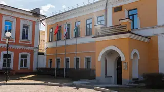 В Кузбассе мужчина обвиняется в сексуальном насилии над детьми 7 и 8 лет
