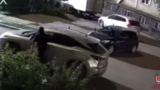 В Красноярске задержан серийный вор зеркал с люксовых автомобилей. Ущерб оценили в 500 тысяч рублей