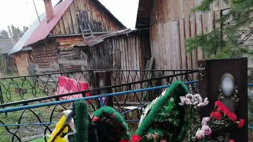 Кладбище под забором: жительница Томской области судится из-за близкого соседства с могилами