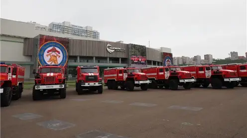 Новую современную спецтехнику получили пожарные Красноярского края
