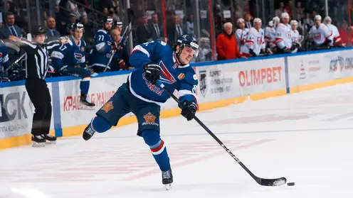 Красноярский ХК «Сокол» вырвал победу у пермского «Молота» по буллитам в домашнем матче ВХЛ