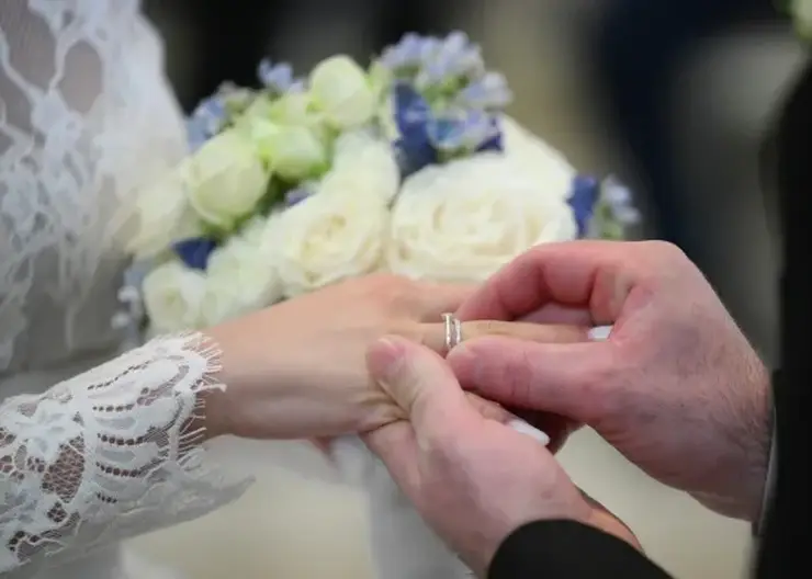 В Забайкалье бум крепких семей: количество разводов сократилось на треть