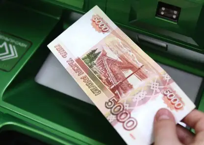 Иркутянин выкрал из сломанного банкомата 150 тыс. рублей